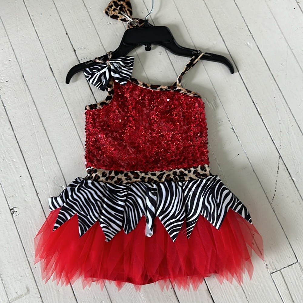 Curtain Call costume
